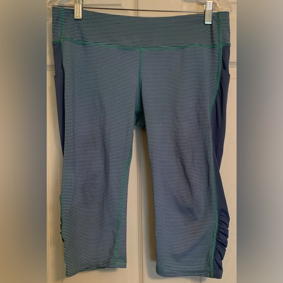 Carve Designs UPF Protection Capris Swim Yoga - Picture 6 of 9